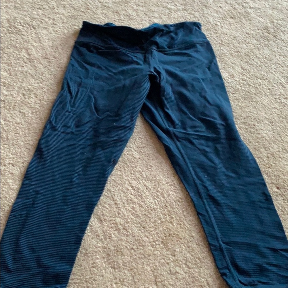 American Eagle striped leggings